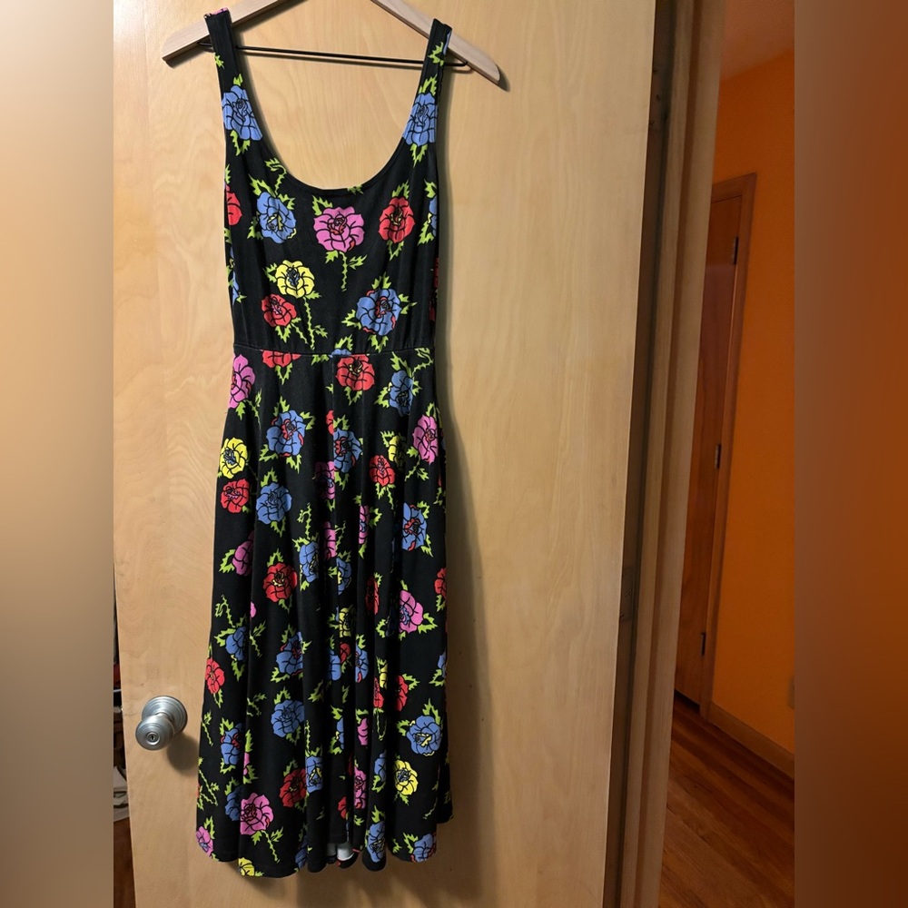 NOOWORKS vacation dress in discontinued roses print 🌹 size small